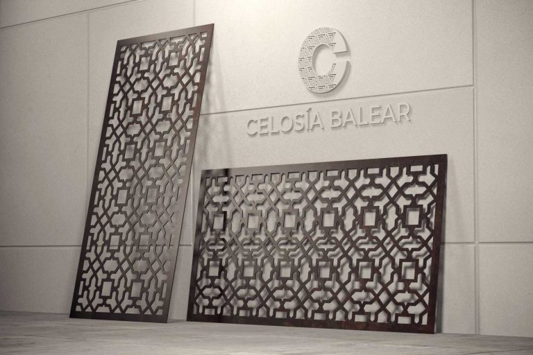 Corte arábico en lámina de celosía